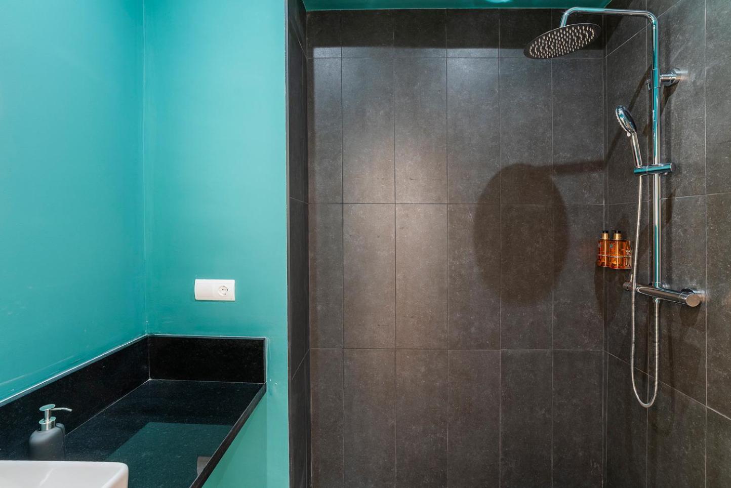 Slow Suites Salvador เซบีญา ภายนอก รูปภาพ